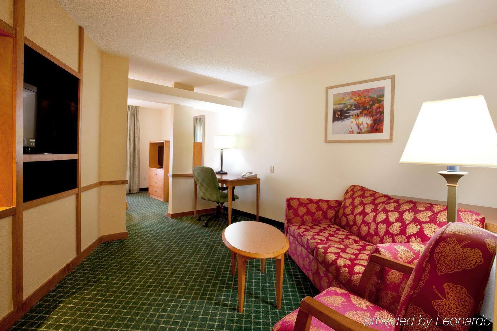 Holiday Inn Express New Orleans East By Ihg Δωμάτιο φωτογραφία